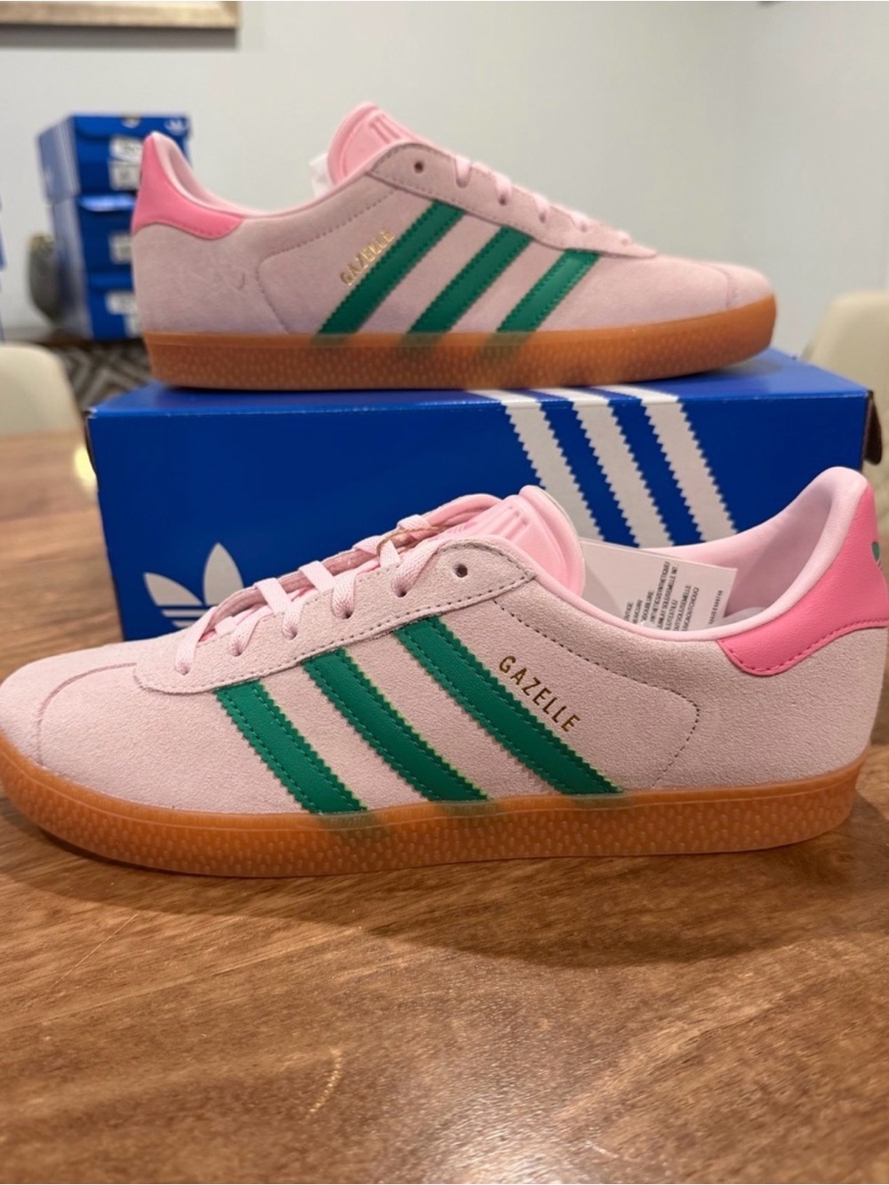 Adidas Gazelle J Sneakers - Size 5.5Y/7W BNIB- MSRP 120$ - Pink and green